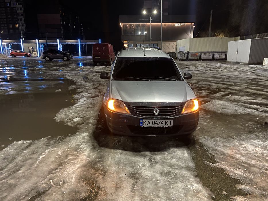 Renaul Logan MCV 2009 газ/бензин