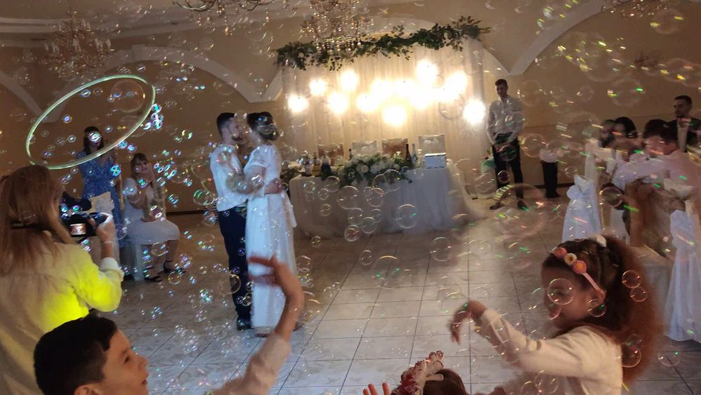 Ведуча Тамада Жива музика Діджей Спецефекти. Свято під ключ