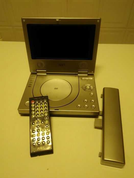 Leitor de DVD portátil64738469003521120