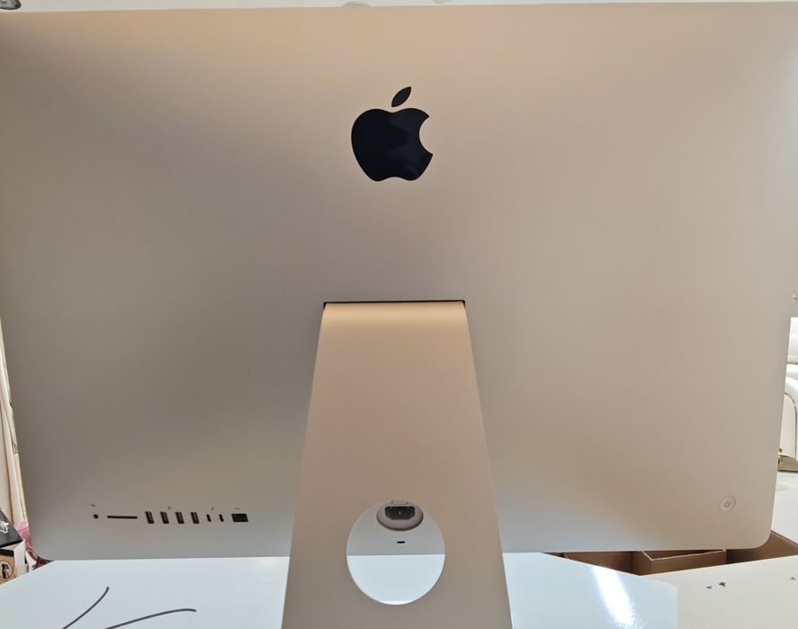 Vendo Mac Apple Novo