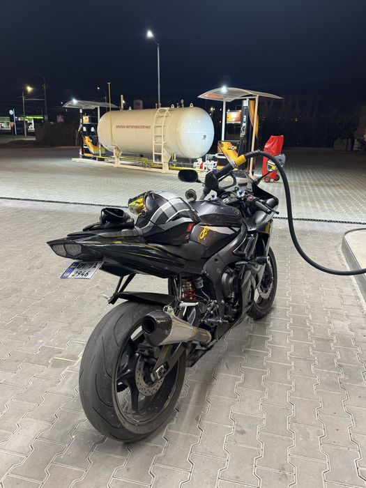 Продам Yamaha YZF R6