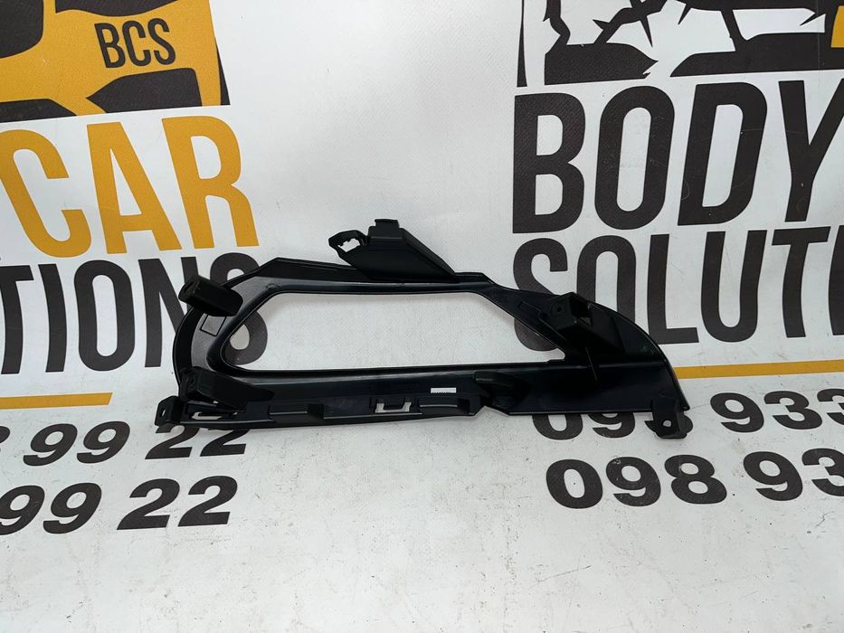 Кріплення туманки праве (ліцензія) VOLVO XC60 2018-21 )