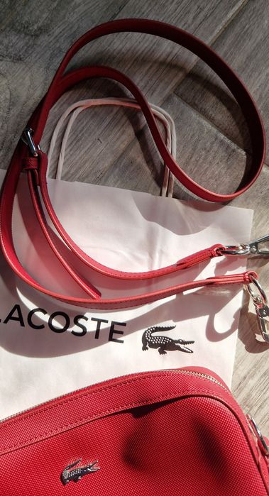 Ubrana 1 raz Piękna torebka Lacoste Square Crossover Bag bordowy