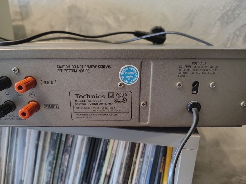 Końcówka mocy Technics SE-9021