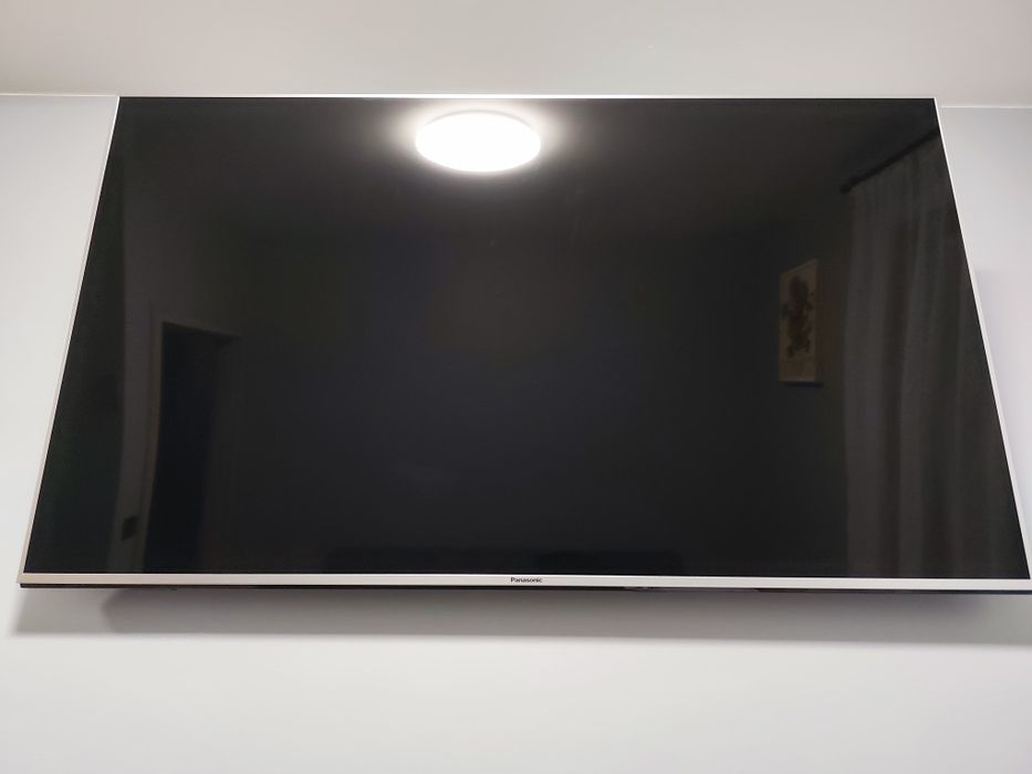 Telewizor LED Panasonic TX-58DXM710 plus uchwyt na ścianę