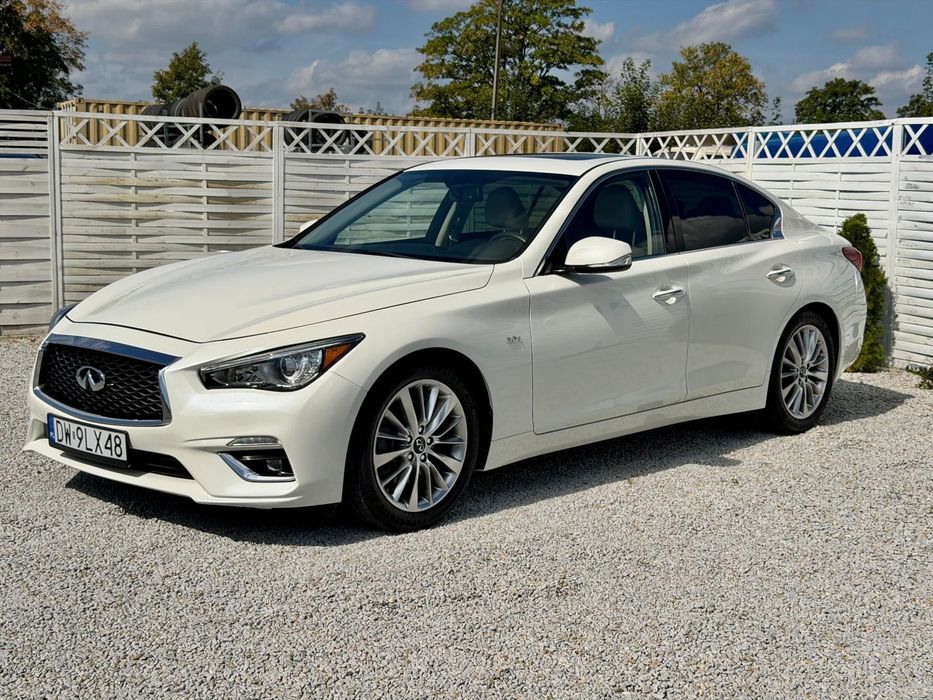 Infiniti Q50