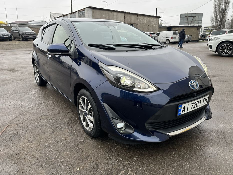 Toyota Aqua 2020 тойота