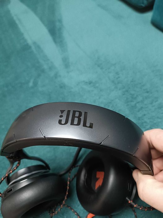 JBL QUANTUM 800 słuchawki w super stanie