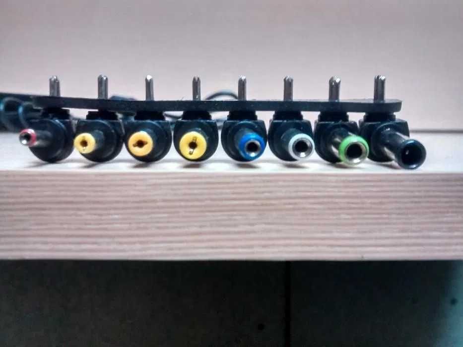 NOWY!!! Zasilacz sieciowy uniwersalny ładowarka do laptopa