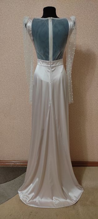 Вечірня шлейфова сукня від Gepur XS