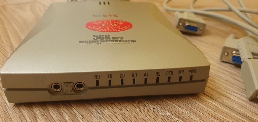 Голосовой внешний факс модем
