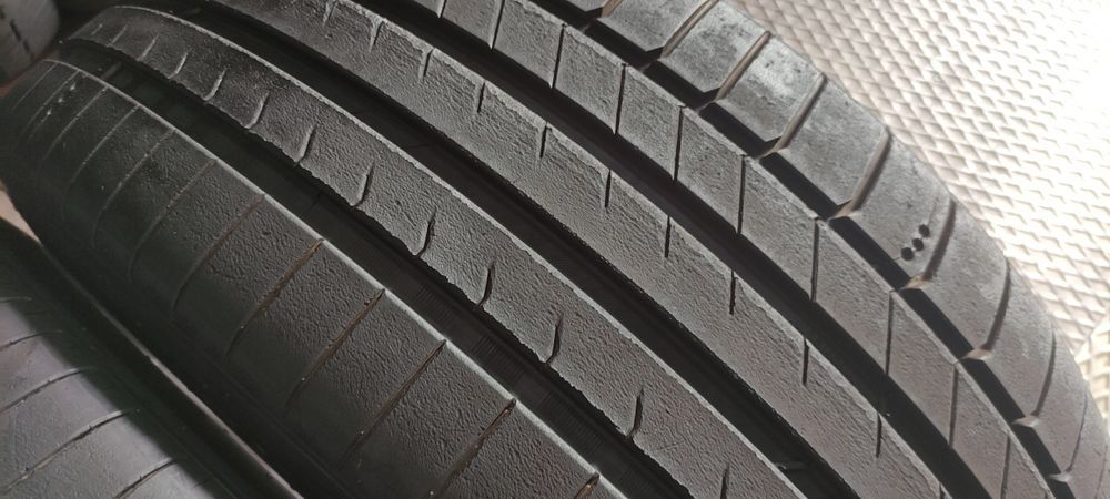 Pneus 245/40/21 Michelin semi novos