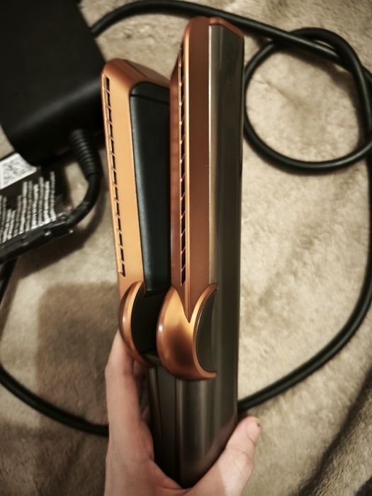 Dyson  Airstreit