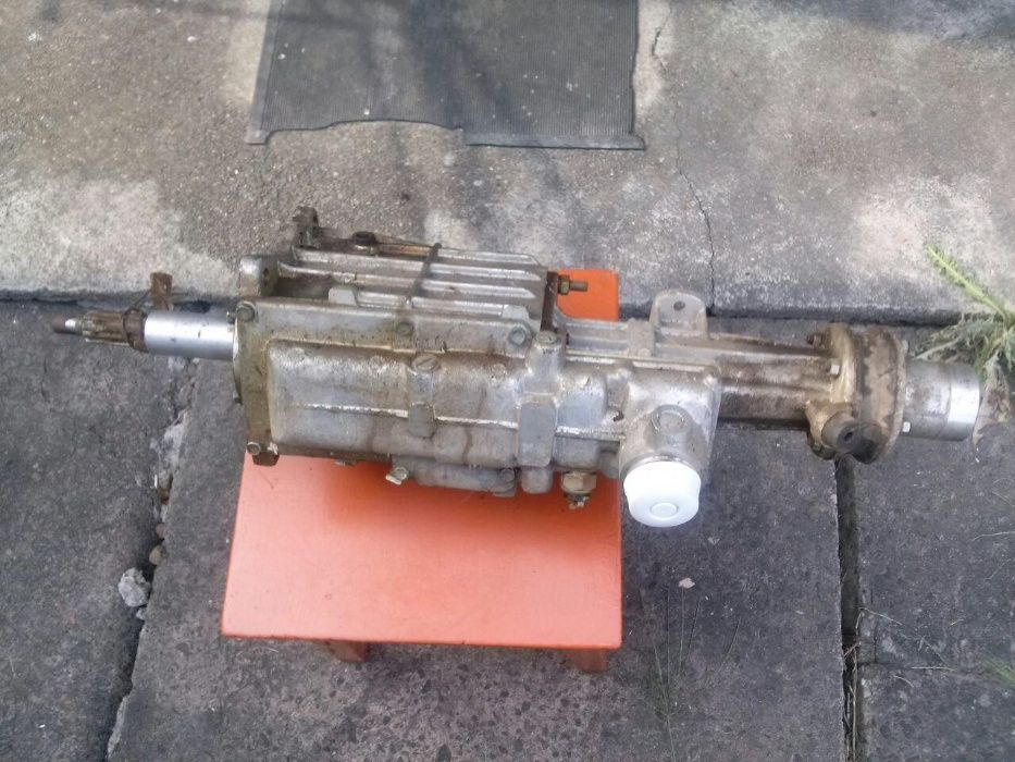 Коробка передач ГАЗ 2410 Нова.