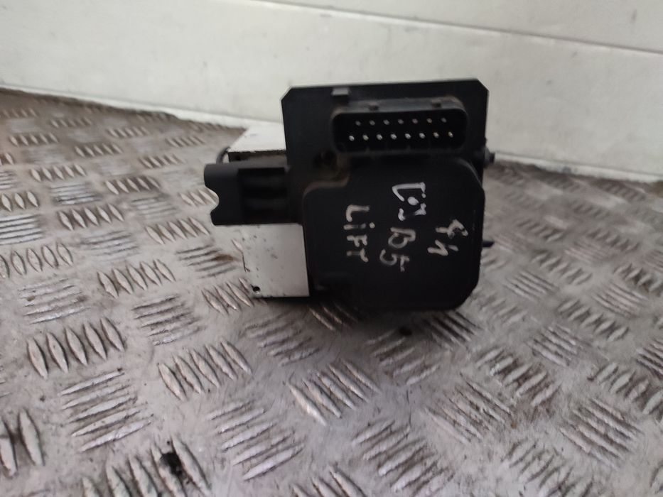 Audi A4 B5 Lift sterownik pompa ABS