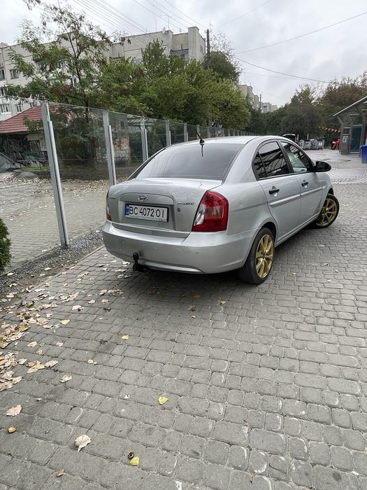 Продаю Hyundai Accent