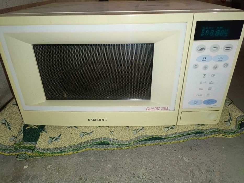 Mikrofalówka kuchenna Samsung