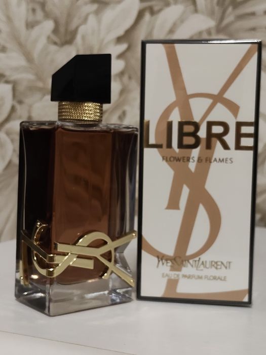 Парфум жіночий  Yves Saint Laurent Libre Flowers & Flames,