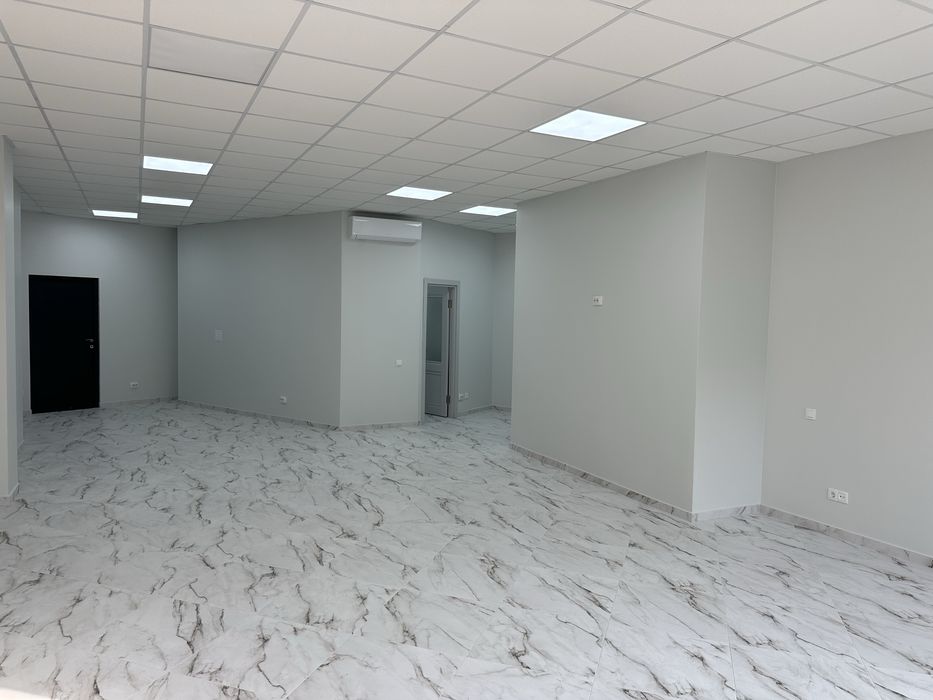 БЦ «КУТ» терміновий продаж з ремонтом!