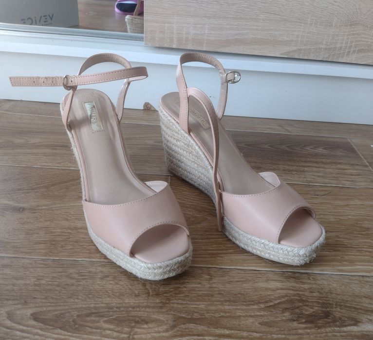 Nowe buty na koturnie Primark r. 41