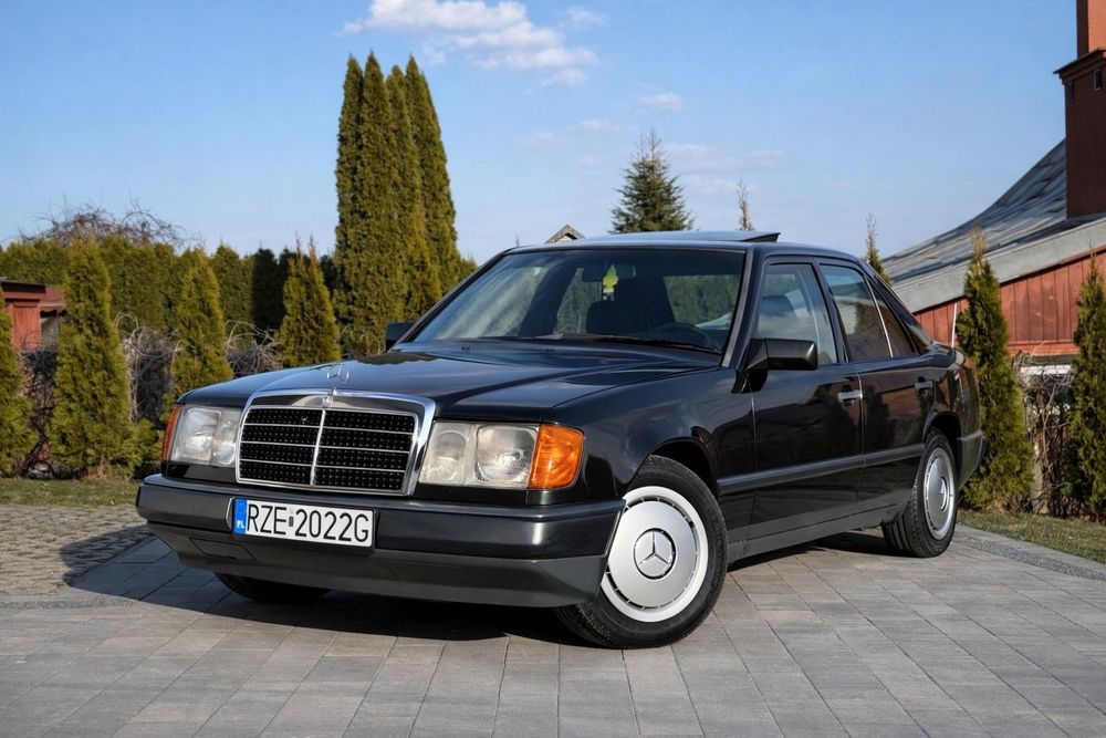 Mercedes-Benz W124 (1984-1993) ** SUPER KLASYK ** Bez Rdzy ** Niski Potwierdzony Przebieg 224tys **