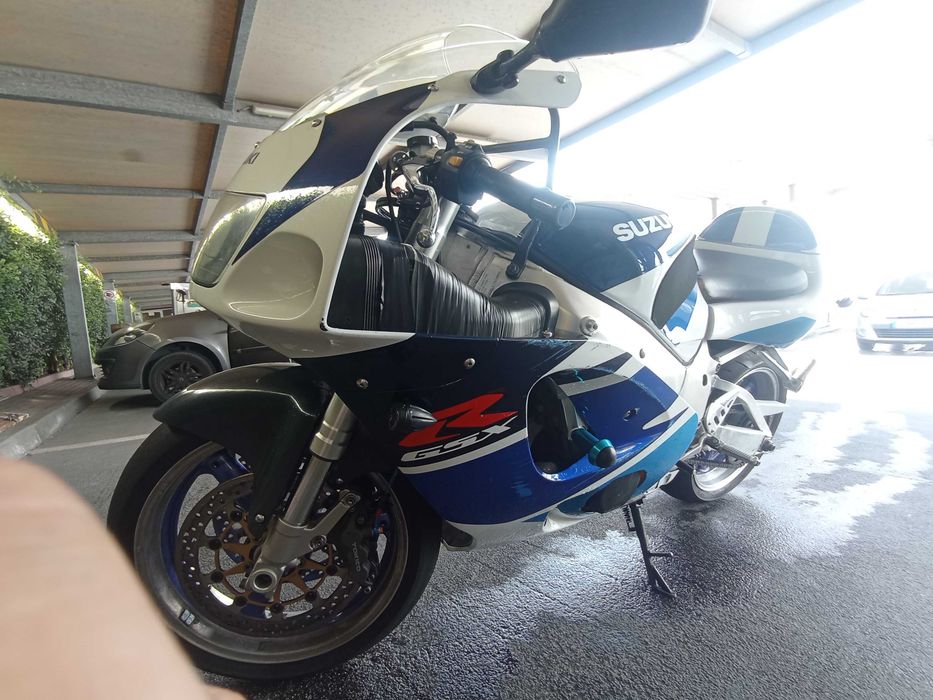 Suzuki GSXR 750 injeção