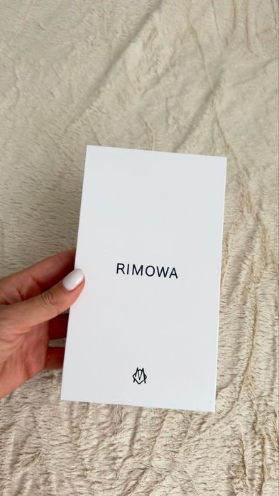 Чохол rimowa 17 pro max iphone поморанчевий