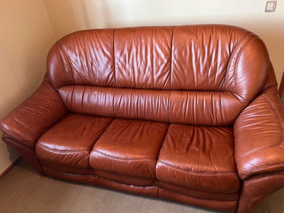 Sofás e poltronas em pele