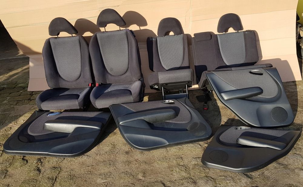 Honda Jazz II 02-08 Wnętrze Fotele Przód Tył Boczki Czarne Komplet