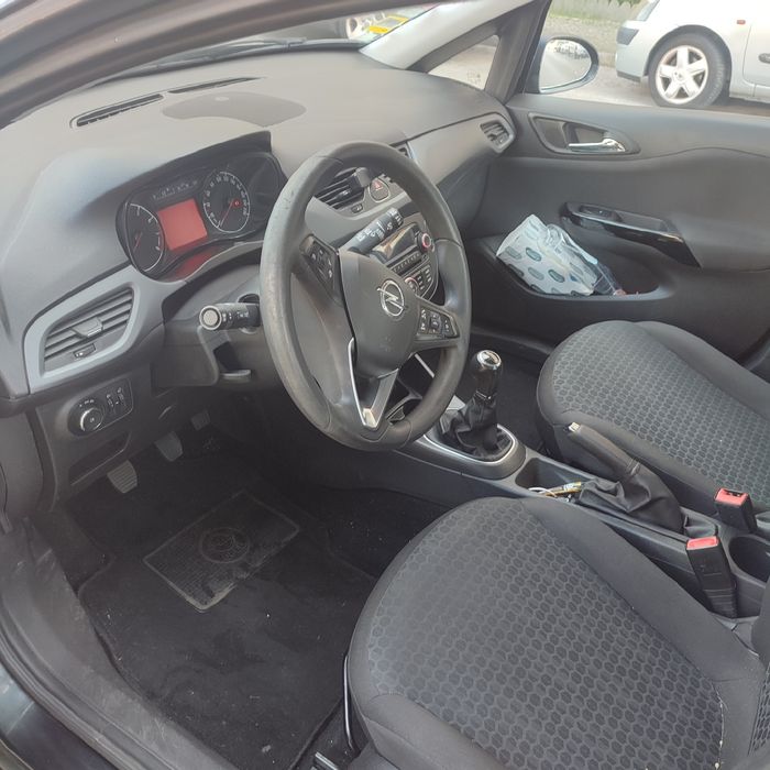 Opel Corsa 1.4 GPL (muito económico)