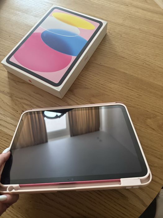 Продам iPad 10 generation 64 gb (2022) Wi Fi в ідеальному стані