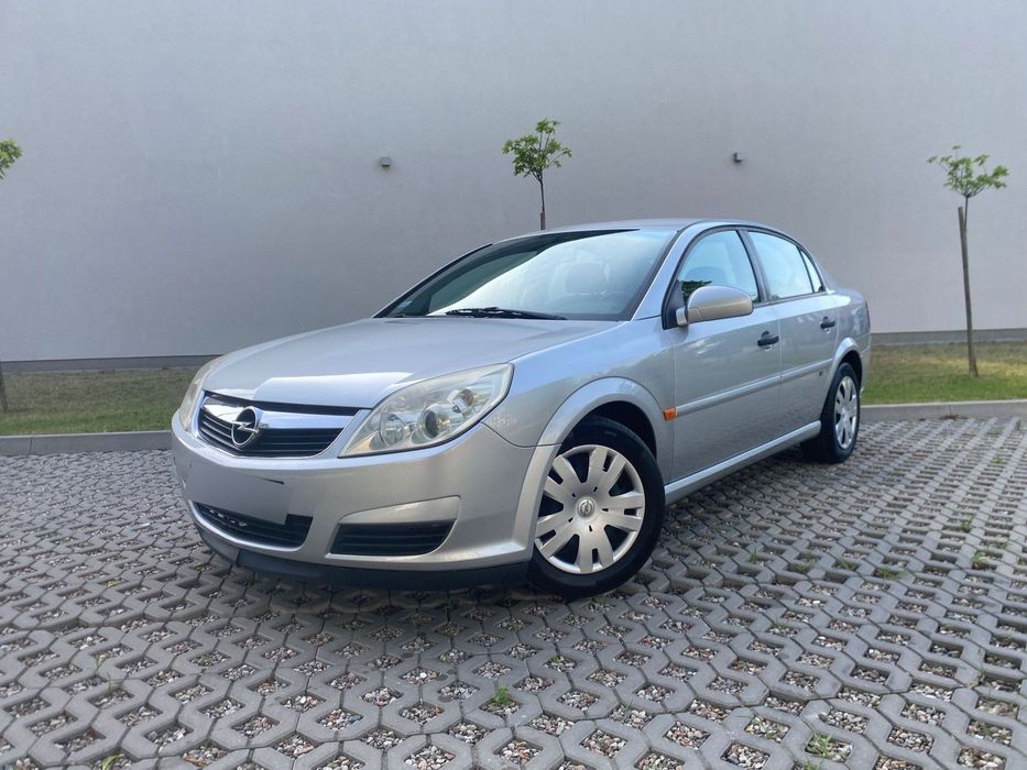Opel Vectra Poliftowa Benzynka Sprawna Klimatyzacja Niski przebieg