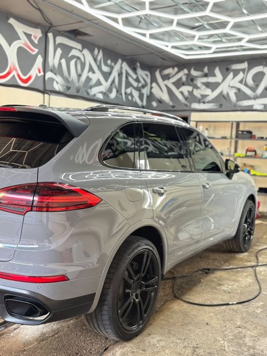 Porshe Cayen 2017 год