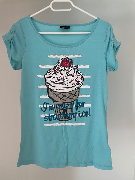 Niebieska koszulka z nadrukiem loda