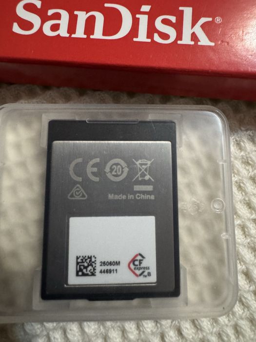 карта пам'яті SanDisk 256GB CFexpress