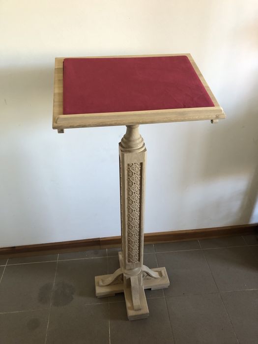 Аналой. Підставка під євангеліє ( біблію ) церковна мебель