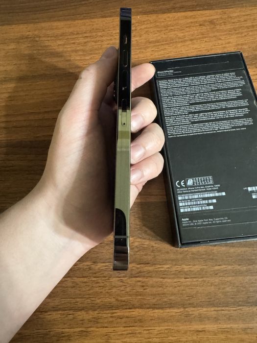 Продам iphone 13pro max 128