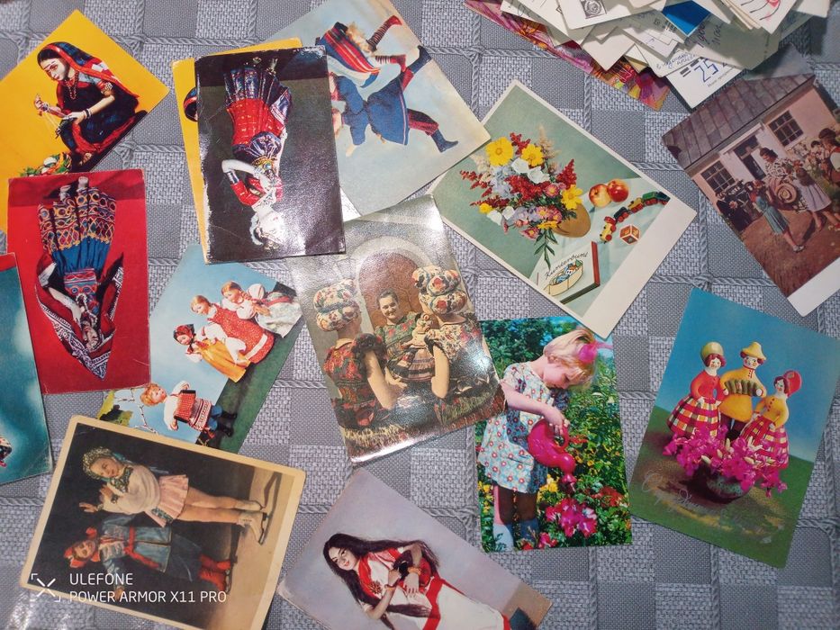 Старі листівки.    Попільнички для колекції