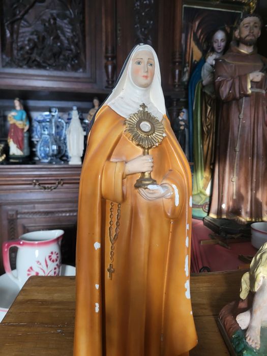 Stara figurka Święta Klara