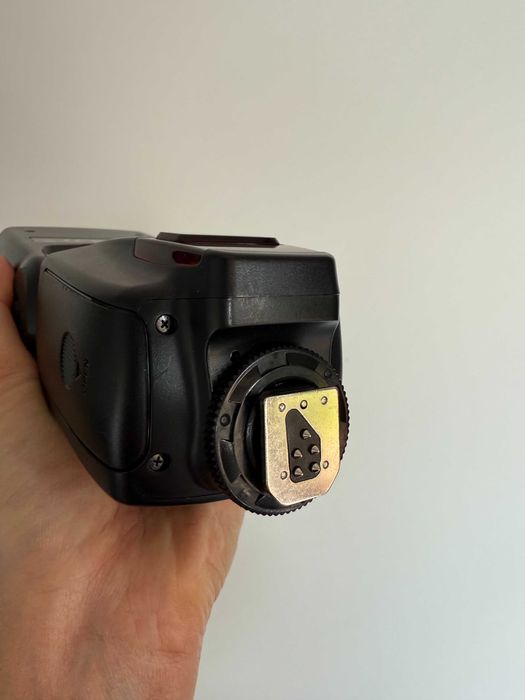 Спалах Yongnuo YN565EX II    (Як новий)