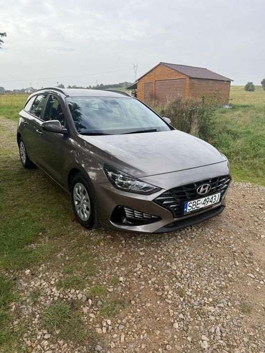 Wypożyczalnia wynajem samochodów, aut