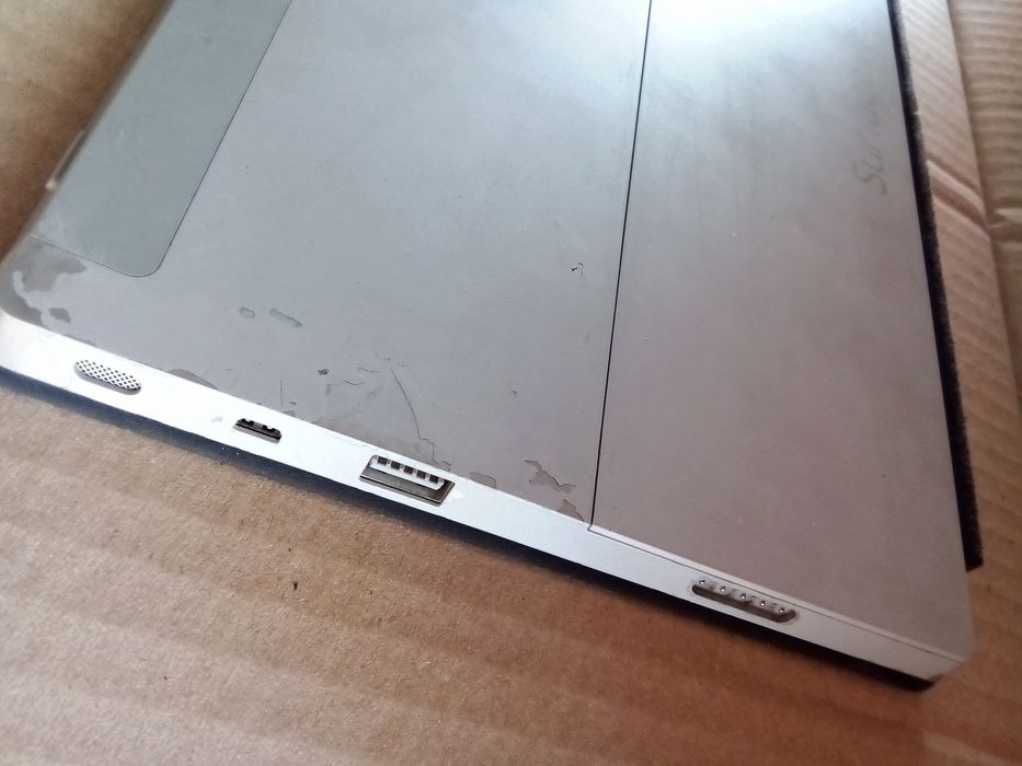 Microsoft Surface RT 2  32Gb (model 1572)