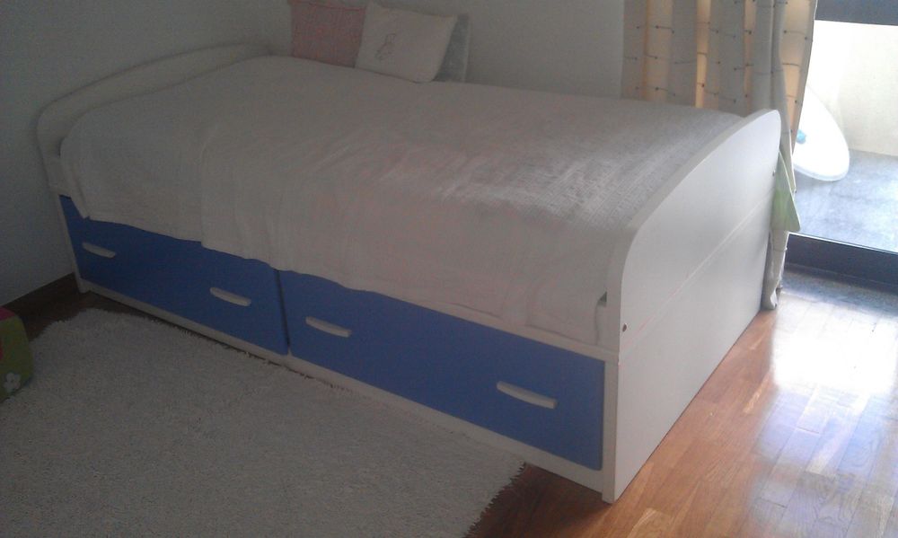 Cama quarto 2 gavetas grandes de arrumação