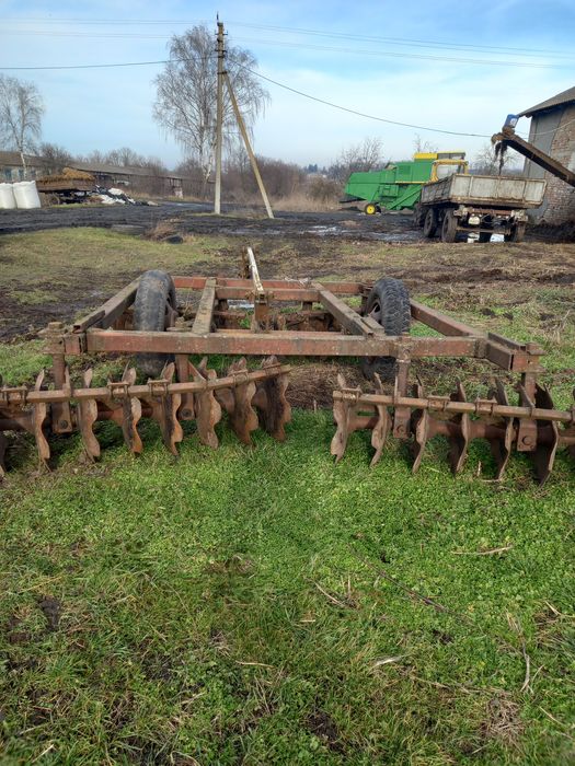 Трактор мтз 82 в хорошому стані