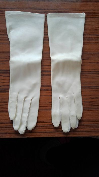Rękawiczki długie z delikatnej skórki