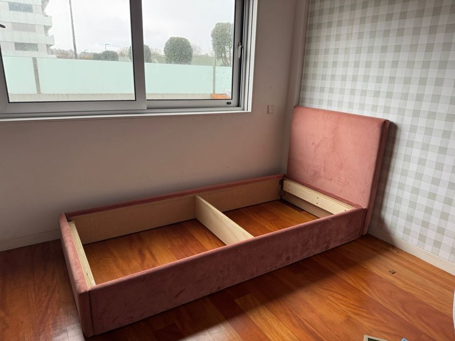 Cama solteiro rapariga