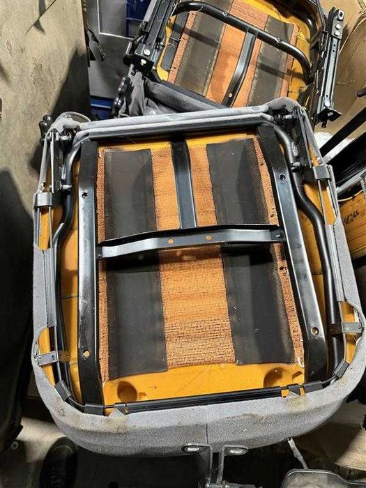 Land Rover Discovery 3 Portas bancos dianteiros Cinzento