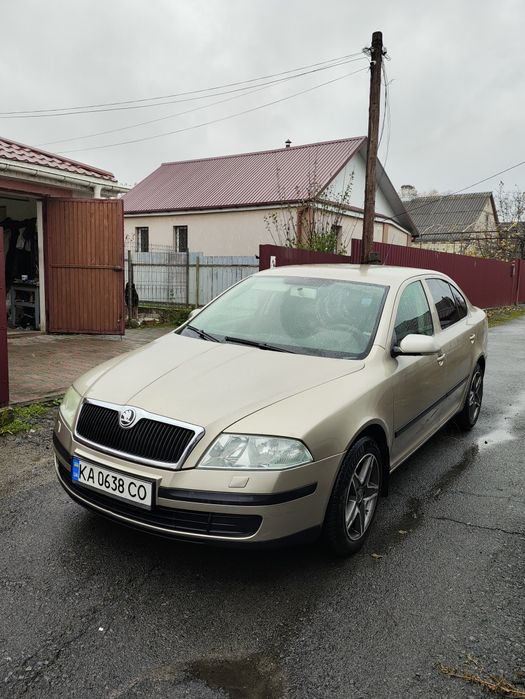 Продам Skoda Octavia 1.6mpi