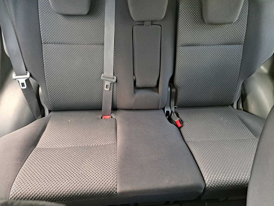 Suzuki Grand Vitara 05-09 kanapa tylna przekladka do vana fotele