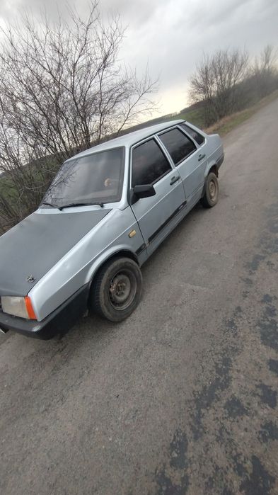 Продам автомобіль 21099